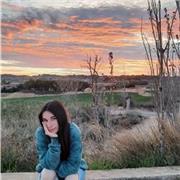 Profesora de Biología o ciencias. Soy estudiante universitaria, tengo título de bachillerato científico